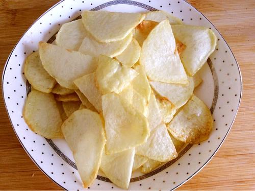 【过油肉土豆片】