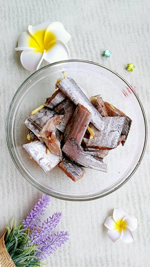 【剁椒蒸带鱼】