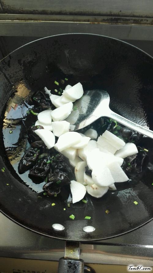 【山药炒木耳】