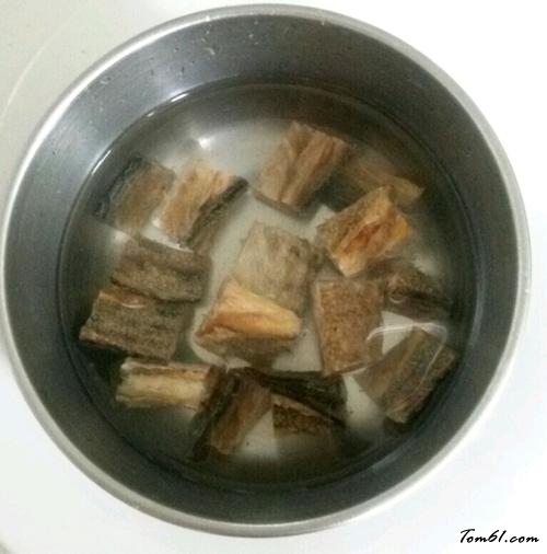 【咸鱼炖茄子】