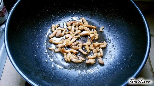 【胡萝卜炒肉丝】