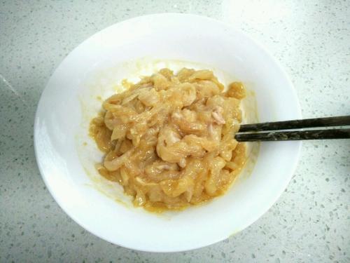 【青椒炒鸡丝】