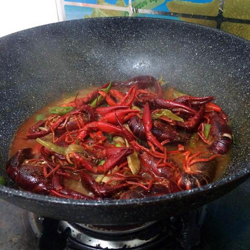 【川味小龙虾】