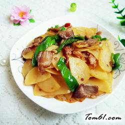 土豆片炒肉的做法