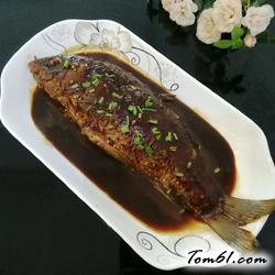 红烧鲤鱼的做法2