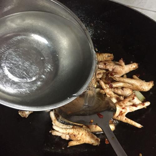 【红烧鸡爪】
