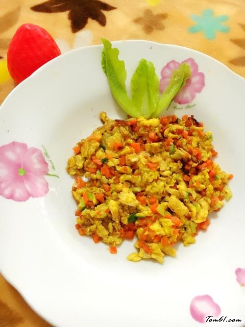 【虾皮胡萝卜鸡蛋碎（宝宝高钙高蛋白食谱）】