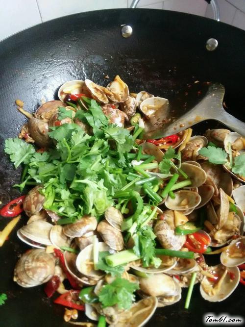 【爆炒麻辣花蛤】