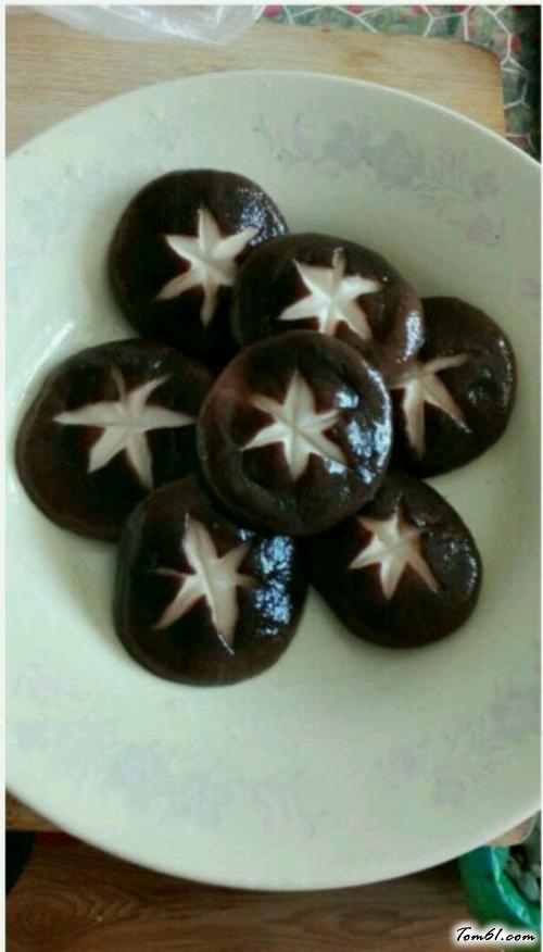 【香菇炒油菜】