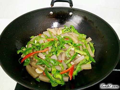 【青椒炒魔芋】