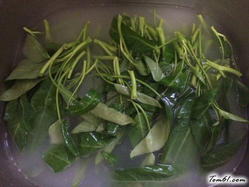 【蒜香空心菜】