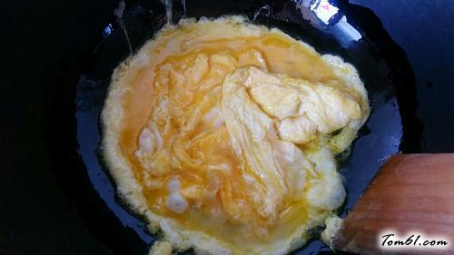 【香肠炒鸡蛋】