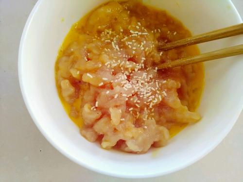 【番茄鸡肉饼】