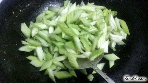 【西芹炒腰果】