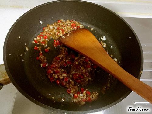 【蒜蓉孜然烤香菇】