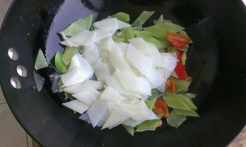 【莴笋炒山药】