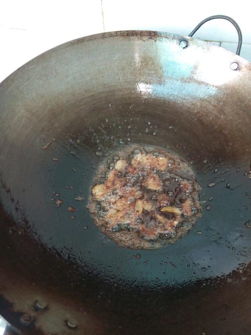 【尖椒回锅肉】