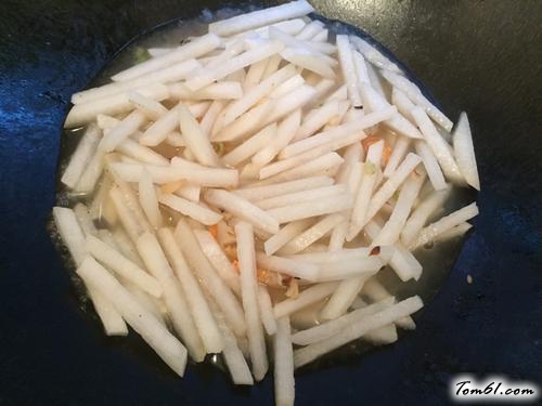 【海鲜萝卜条】