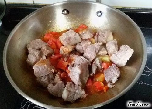 【西红柿炖牛腩】