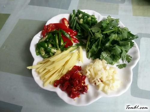 【爆炒麻辣花蛤】