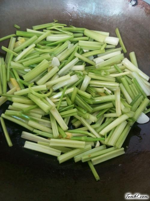 【芹菜炒肉】