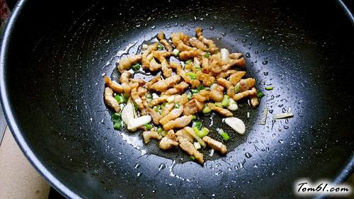 【胡萝卜炒肉丝】