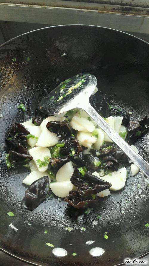 【山药炒木耳】