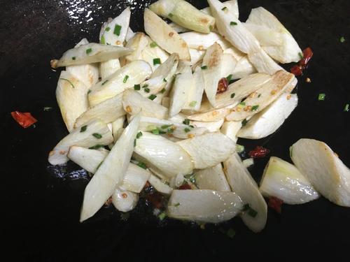 【红烧茭白】