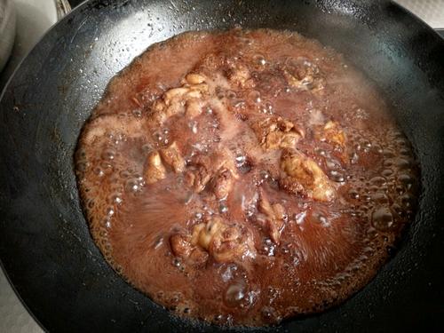 【干红葡萄酒烧鸡翅根】