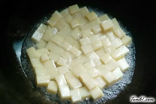 【红烧米豆腐】