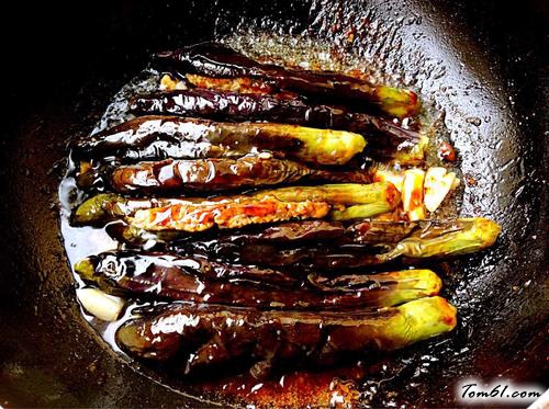 【蒜香烧茄盒】