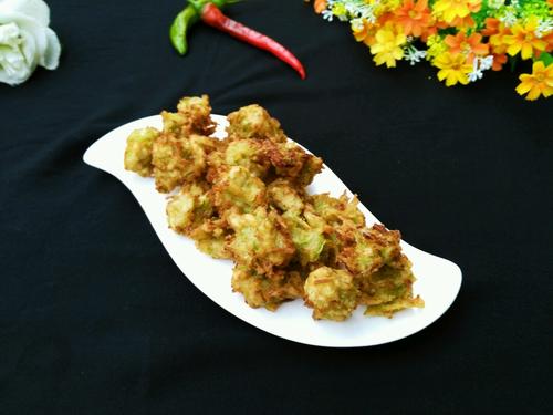 【炸丝瓜丸子】