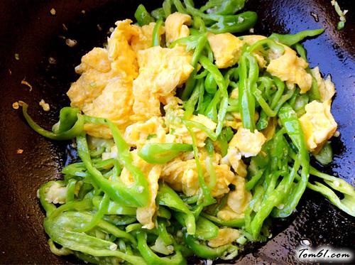 【尖椒炒鸡蛋】