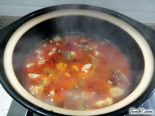 【胡萝卜烧牛腩】