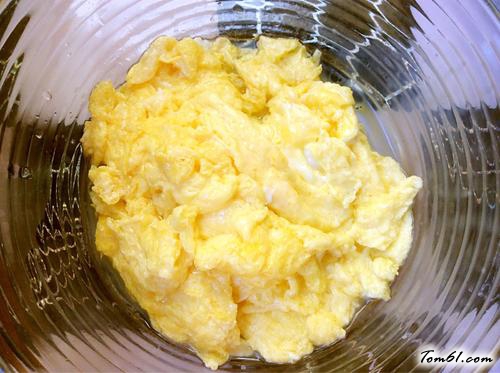 【虾仁炒什锦鸡蛋】