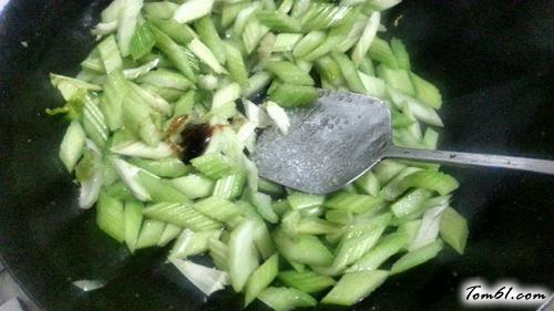 【西芹炒腰果】