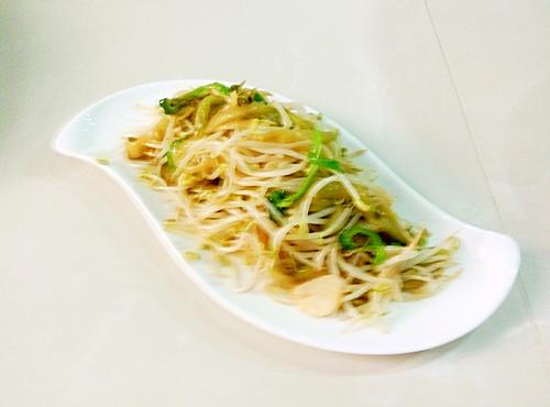 【绿豆芽炒茄条】