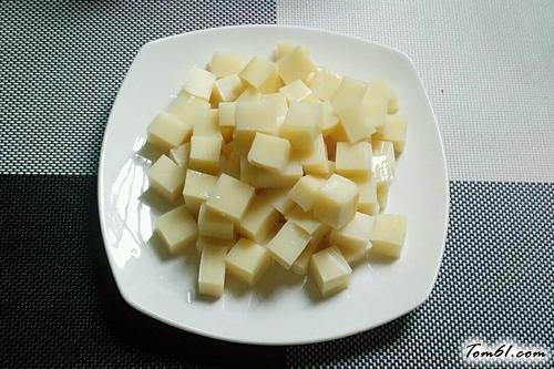 【红烧米豆腐】