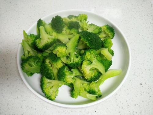 【炝炒西兰花】