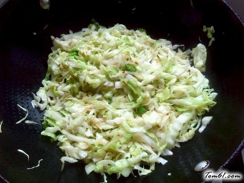 【爆炒卷心菜】