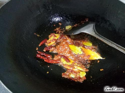 【胡萝卜烧牛腩】