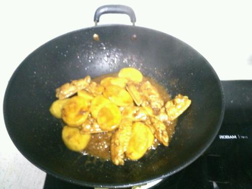 【土豆烧鸡翅】