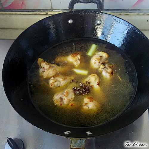 【蒜香鸡翅根】