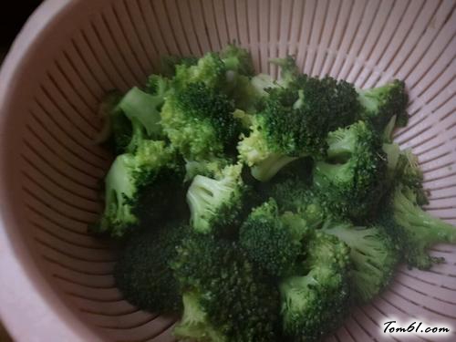 【耗油八带鱼扣西兰花】