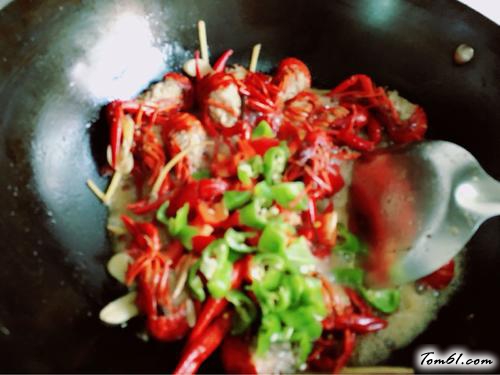 【啤酒闷小龙虾】