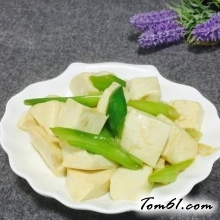 大葱炒豆腐的做法