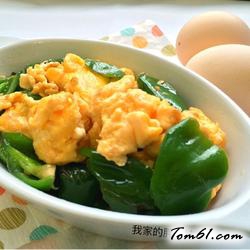 尖椒炒鸡蛋的做法2