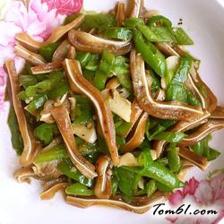 辣椒炒猪耳朵的做法