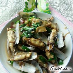 葱姜辣炒蛏子的做法