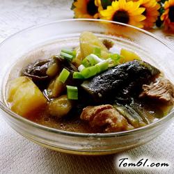 东北版土豆炖茄子的做法